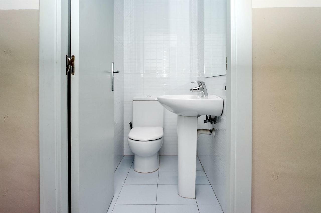 אספלוגס דה לוברגאט Apartamento Con Terraza, Balcon De Barcelona מראה חיצוני תמונה
