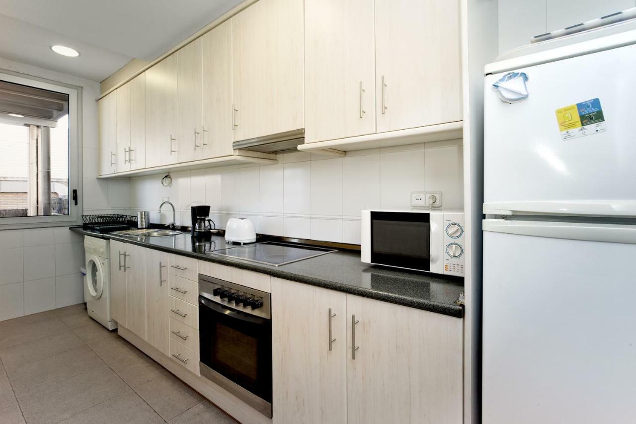 אספלוגס דה לוברגאט Apartamento Con Terraza, Balcon De Barcelona מראה חיצוני תמונה