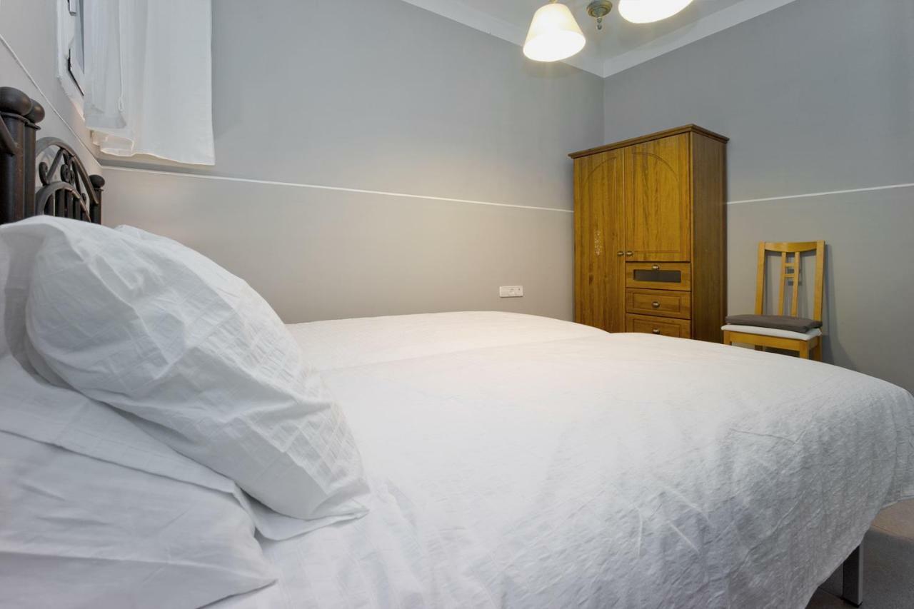 אספלוגס דה לוברגאט Apartamento Con Terraza, Balcon De Barcelona מראה חיצוני תמונה